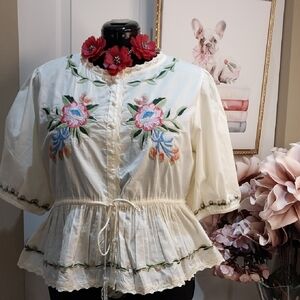 Nwt XL & LARGE & MEDIUM Jennifer & Grace Floral Embroidered Light Yellow Blouse